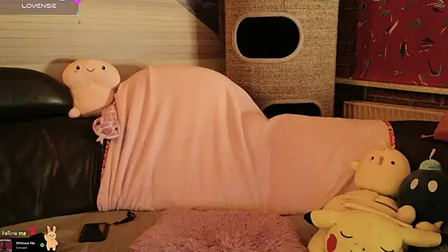 GamerGirl Eve online show from December 5, 2025, 6:15 pm