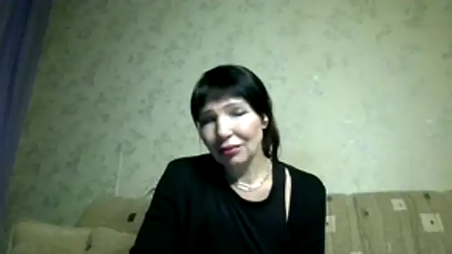Snapshot of JeaneDavis chatting on February 17, 2026, 11:44 pm JeaneDavis online show from February 17, 2026, 11:44 pm