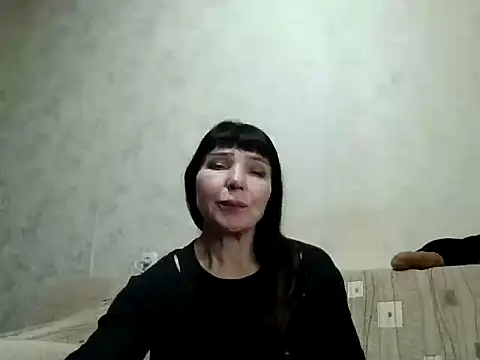 Snapshot of JeaneDavis chatting on April 13, 2026, 4:01 pm JeaneDavis online show from April 13, 2026, 4:01 pm