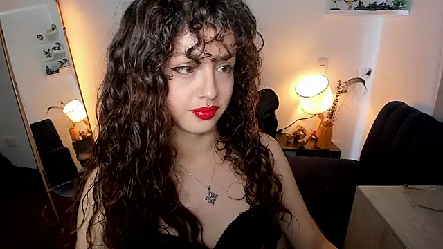Snapshot of Cassandra_Caiin chatting on May 22, 2026, 9:09 pm Cassandra Caiin online show from May 22, 2026, 9:09 pm