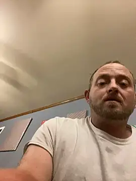 smokeymt420 online show from December 26, 2024, 12:14 am