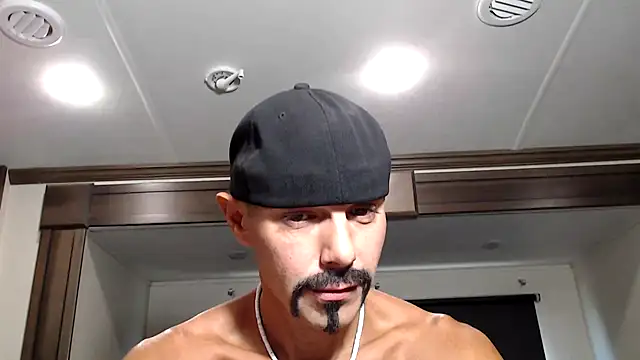 ThickD2C online show from November 11, 2025, 7:25 pm