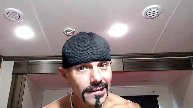 ThickD2C online show from December 17, 2025, 6:25 pm