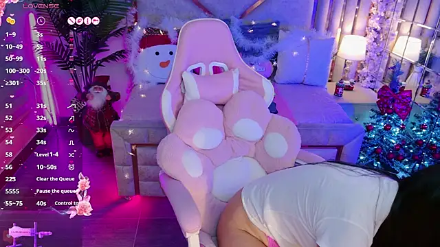 Snapshot of shanon- chatting on December 1, 2025, 6:24 pm shanon- online show from December 1, 2025, 6:24 pm