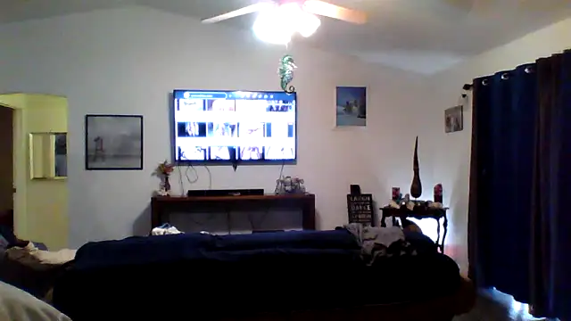 Snapshot of Yankeedave420 chatting on January 2, 2025, 4:35 pm Yankeedave420 online show from January 2, 2025, 4:35 pm