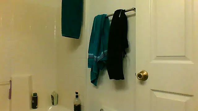 Snapshot of Yankeedave420 chatting on January 30, 2025, 4:37 am Yankeedave420 online show from January 30, 2025, 4:37 am