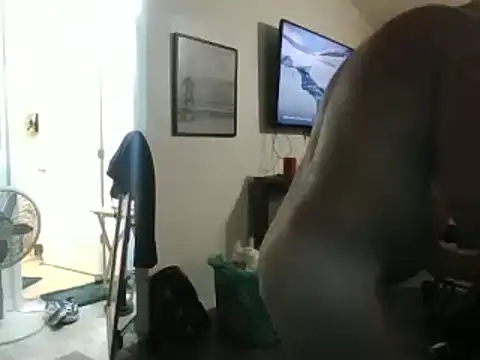 Snapshot of Yankeedave420 chatting on February 15, 2025, 8:11 am Yankeedave420 online show from February 15, 2025, 8:11 am