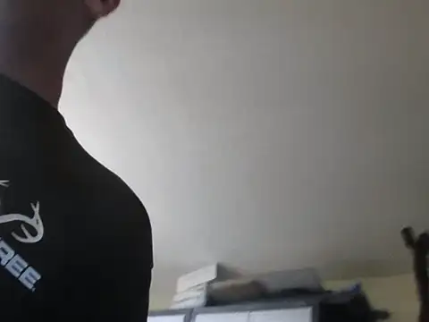 Snapshot of Yankeedave420 chatting on February 21, 2025, 6:29 am Yankeedave420 online show from February 21, 2025, 6:29 am