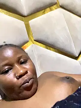 catty3232 online show from November 27, 2025, 12:13 am