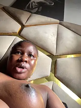 catty3232 online show from November 27, 2025, 12:18 pm