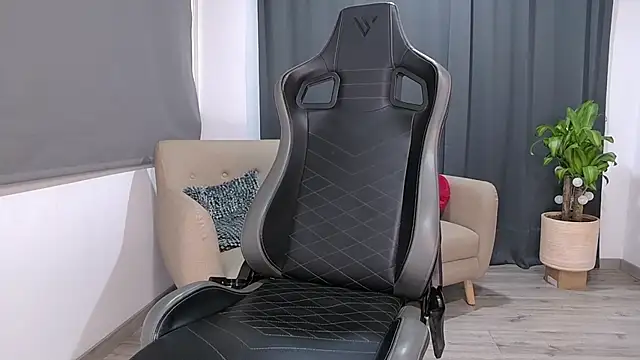 Liam V online show from February 11, 2026, 3:55 am