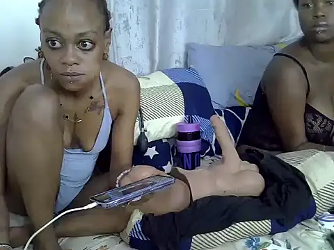 Snapshot of purplescarlet chatting on July 2, 2026, 10:05 pm purplescarlet online show from July 2, 2026, 10:05 pm