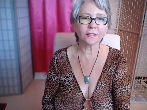 petradaniels online show from September 29, 2025, 5:29 pm