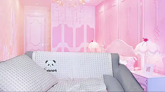 Snapshot of Giuliam chatting on November 2, 2025, 1:02 pm Giuliam online show from November 2, 2025, 1:02 pm