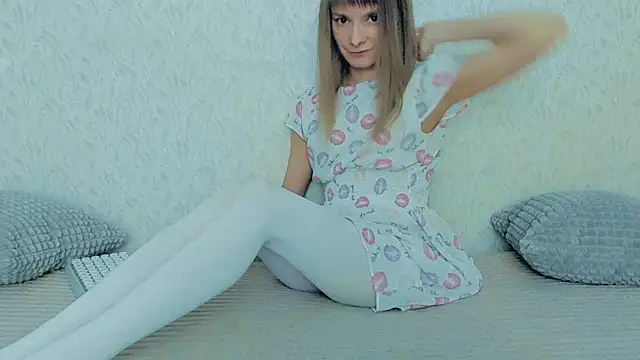 Snapshot of YourCaramel chatting on January 22, 2025, 12:38 pm YourCaramel online show from January 22, 2025, 12:38 pm