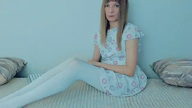 Snapshot of YourCaramel chatting on September 11, 2025, 10:37 am YourCaramel online show from September 11, 2025, 10:37 am