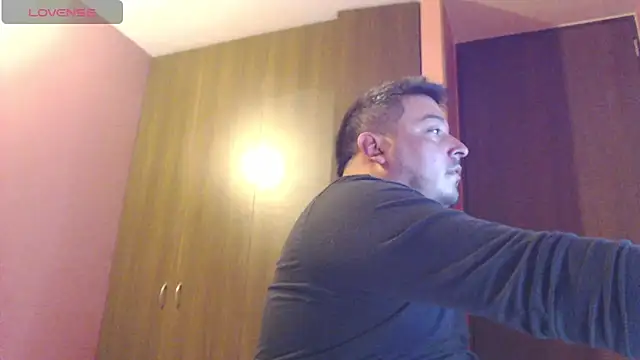 antonycruz online show from February 21, 2026, 3:40 am