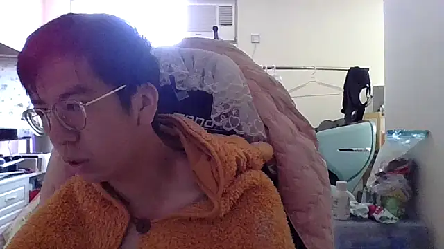 charlie xdd online show from March 8, 2025, 3:28 am