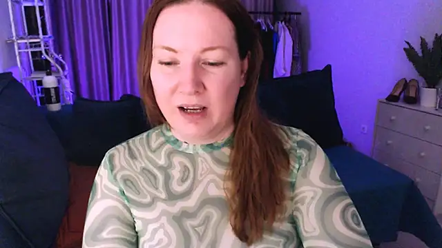 Snapshot of GoddessLara chatting on March 21, 2025, 11:56 pm GoddessLara online show from March 21, 2025, 11:56 pm