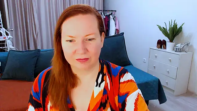 Snapshot of GoddessLara chatting on September 8, 2025, 11:04 pm GoddessLara online show from September 8, 2025, 11:04 pm