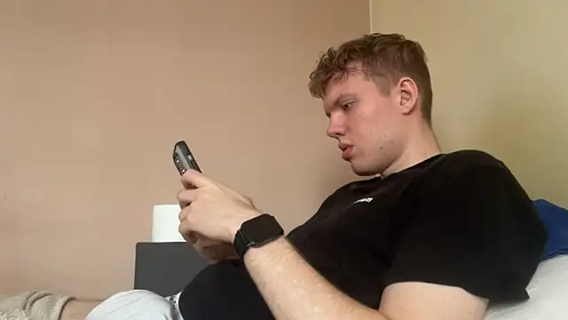 sexybooii6968 online show from October 3, 2025, 9:39 am