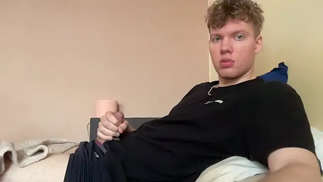 sexybooii6968 online show from March 26, 2026, 9:37 am