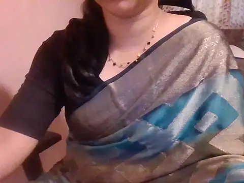 Pinky 4 online show from April 3, 2026, 5:05 am