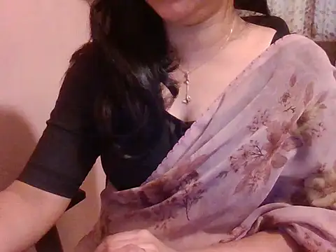 Pinky 4 online show from April 11, 2026, 5:01 am