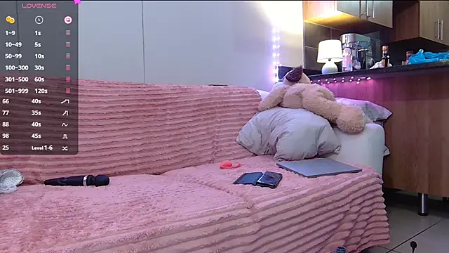 Snapshot of ScarletCarnal chatting on December 22, 2024, 8:36 pm ScarletCarnal online show from December 22, 2024, 8:36 pm