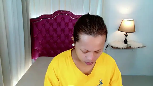 DreamLADYBOY online show from March 31, 2026, 12:56 am