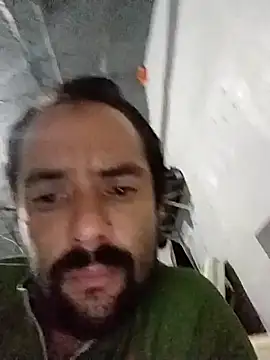 Snapshot of Brhama44 chatting on May 12, 2026, 6:32 am Brhama44 online show from May 12, 2026, 6:32 am