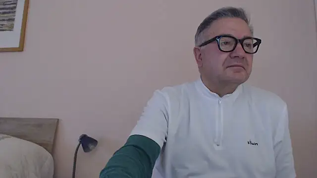 YOU6me online show from December 4, 2025, 8:45 am