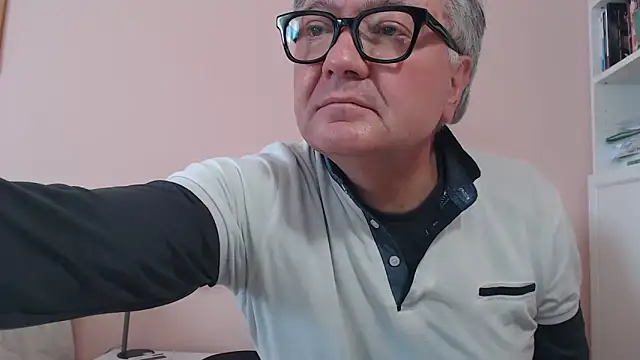 YOU6me online show from February 5, 2026, 8:52 am