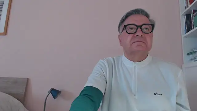 YOU6me online show from February 16, 2026, 8:43 am