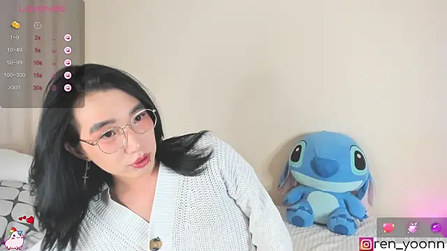 Snapshot of Ren_yoon chatting on September 24, 2025, 11:19 pm Ren yoon online show from September 24, 2025, 11:19 pm