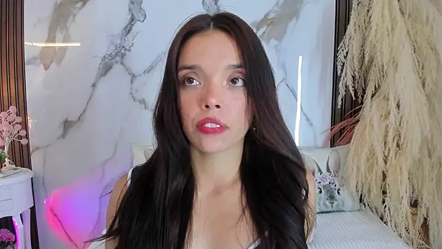 hannahill69 online show from October 3, 2025, 5:15 am