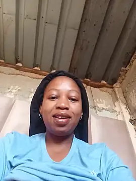 winterqueenx online show from July 17, 2026, 5:58 am