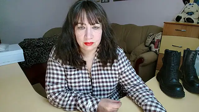 Lucretia Goldi  online show from March 13, 2026, 12:39 am