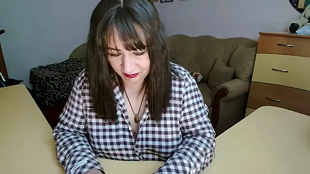 Lucretia Goldi  online show from June 12, 2026, 10:19 pm