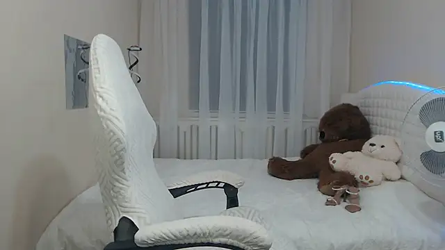 Snapshot of DeboraHorny chatting on September 11, 2025, 6:02 am DeboraHorny online show from September 11, 2025, 6:02 am