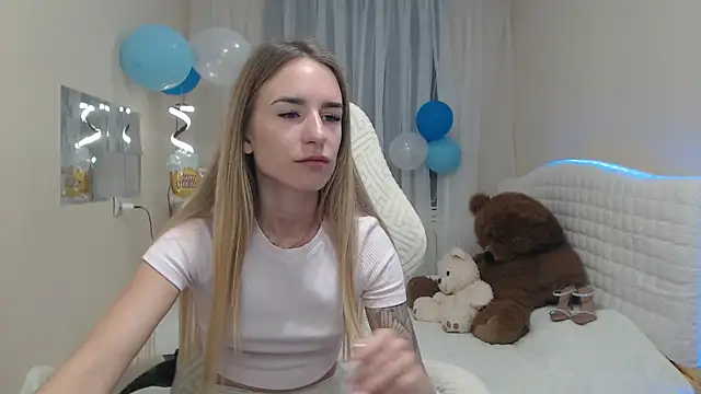 Snapshot of DeboraHorny chatting on September 27, 2025, 5:56 am DeboraHorny online show from September 27, 2025, 5:56 am