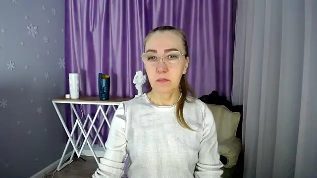 Snapshot of queen_a_n_i chatting on January 23, 2025, 8:04 am queen a n i online show from January 23, 2025, 8:04 am