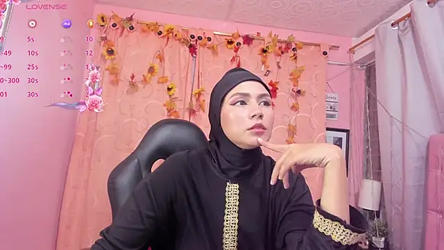 DarshaKhemu online show from November 14, 2025, 8:29 pm