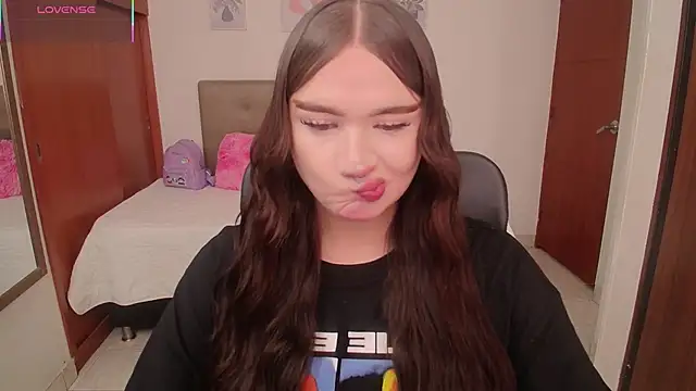 Miley Baker online show from February 3, 2026, 3:28 pm