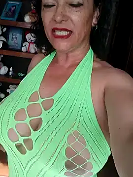 Snapshot of Friendly_2024 chatting on December 16, 2024, 1:43 pm Friendly 2024 online show from December 16, 2024, 1:43 pm