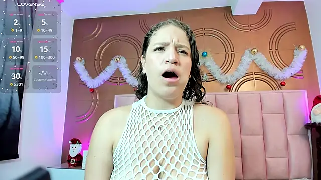 Snapshot of valeriaa19 chatting on December 4, 2024, 5:05 am valeriaa19 online show from December 4, 2024, 5:05 am