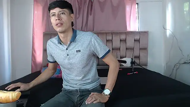 Snapshot of Sexytaty2022 chatting on February 28, 2026, 12:39 pm Sexytaty2022 online show from February 28, 2026, 12:39 pm