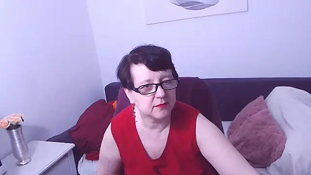 Snapshot of ChristaRose chatting on October 15, 2025, 5:24 pm ChristaRose online show from October 15, 2025, 5:24 pm