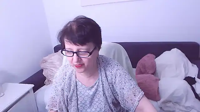 ChristaRose online show from November 22, 2025, 4:22 am