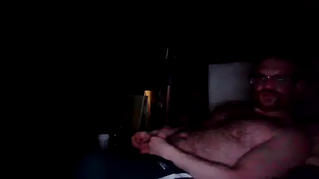 Snapshot of ryankurt5247 chatting on April 2, 2026, 1:31 pm ryankurt5247 online show from April 2, 2026, 1:31 pm